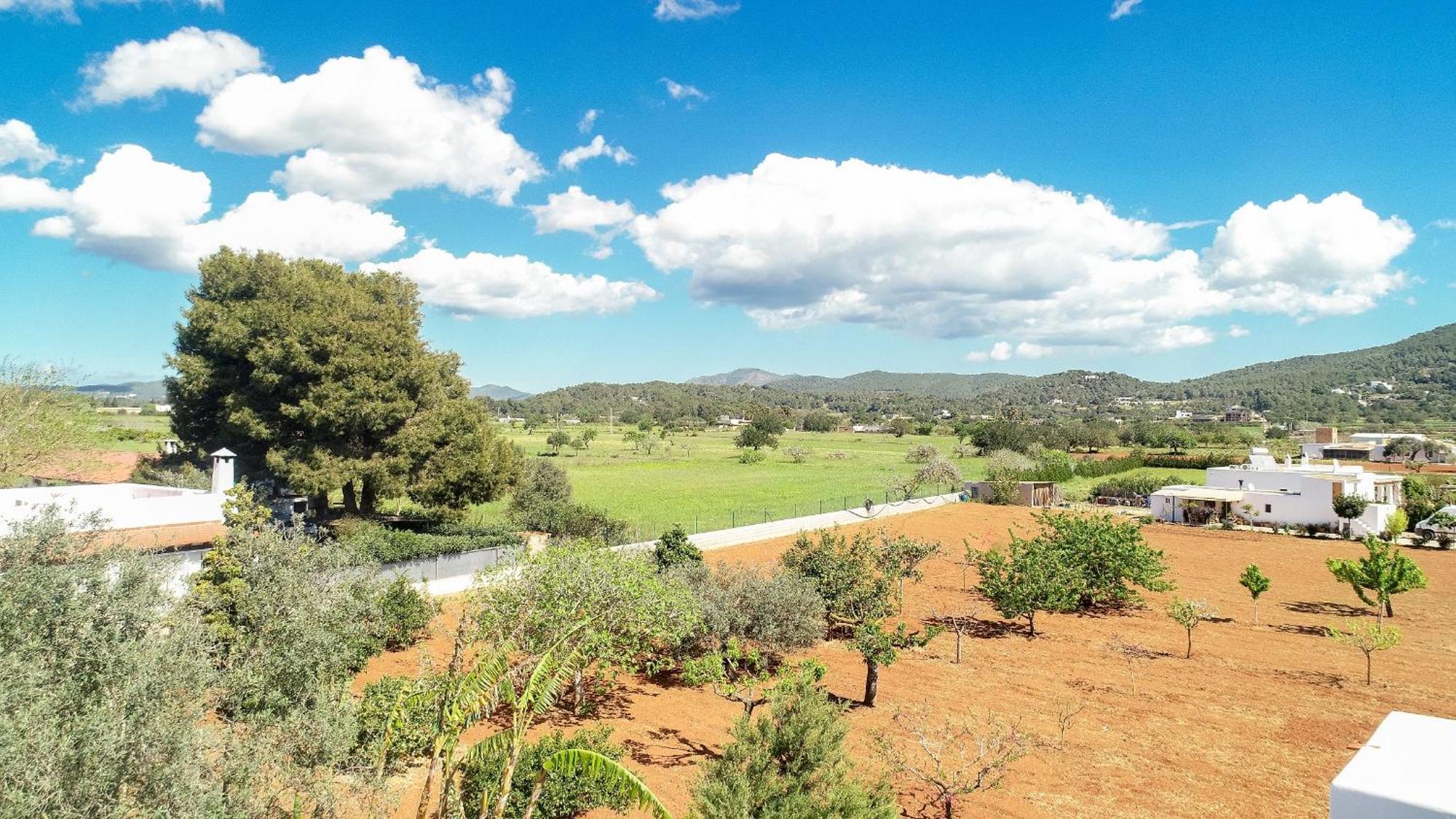 Authentieke Finca, Nabij Het Strand En Restaurants Villa Santa Eularia des Riu Bagian luar foto